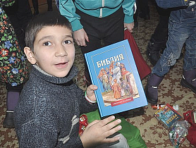 Рождественские подарки воспитанникам детских домов Рязанской области